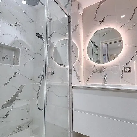 Hébergement de vacances Henri Camille Real Estate- Palm -premium One Bedroom With Big Terrace